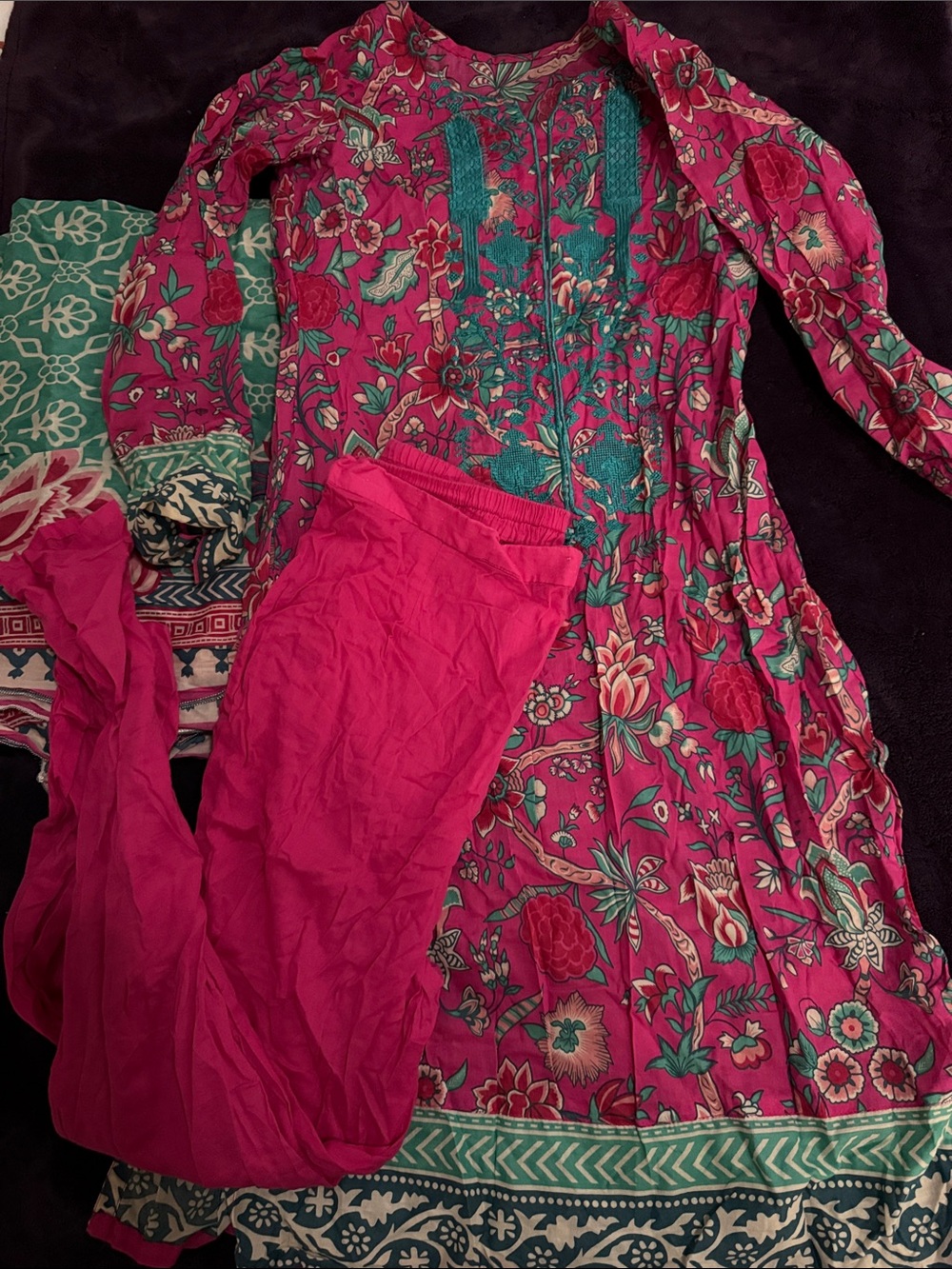Bright Pink Floral Tunic Set with Teal Accents